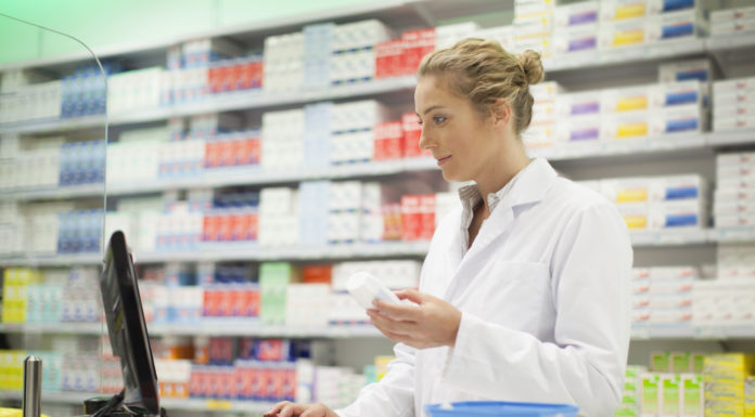 La cuesta de enero en la red de farmacias: pérdidas de 6,4 millones de euros por la OPR dispensacion