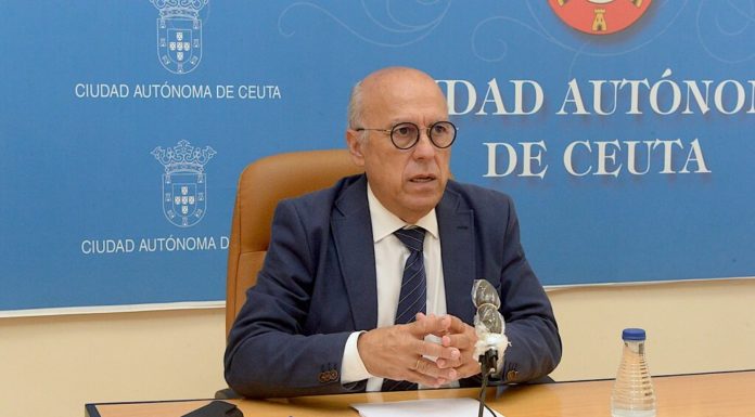 El consejero de Sanidad de Ceuta renuncia al cargo tras la polémica de su vacunación
