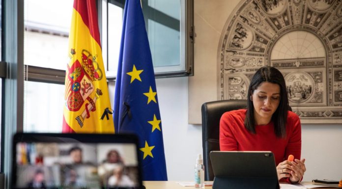 Cs señala la importancia del impulso de la innovación en un encuentro virtual con Farmaindustria