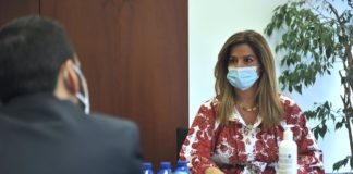 “Tan importante como hacer test en farmacias sería que pudieran venderlos” Elena Mantilla test