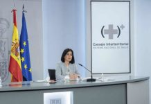 La ministra que aprovechó todos los recursos sanitarios, como la farmacia